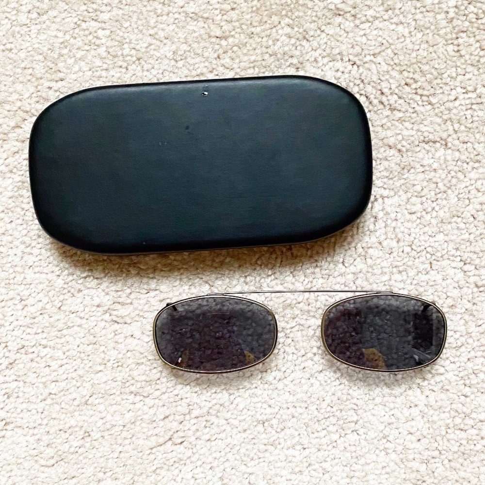 Vintage gray clip-on sunglasses